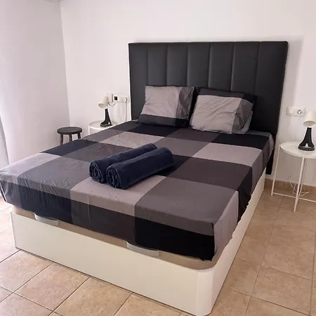 Duplex Picasso Con Azotea Privada -2 Hab 2 Wc- Casco Historico Y Casa Natal De Picasso דירה מאלגה